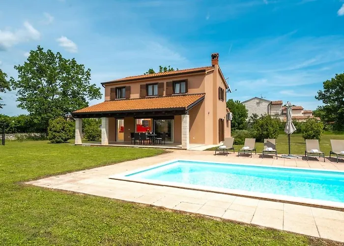 Maslina By Briskva *