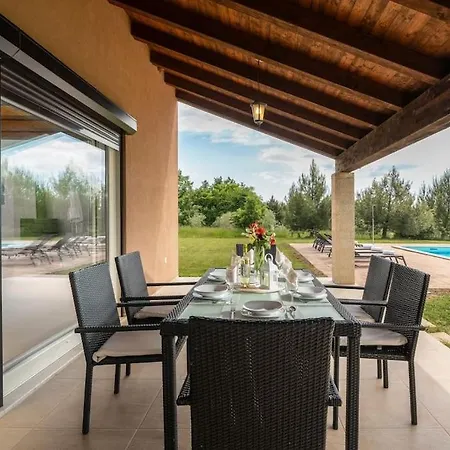 Villa Maslina By Briskva Porec