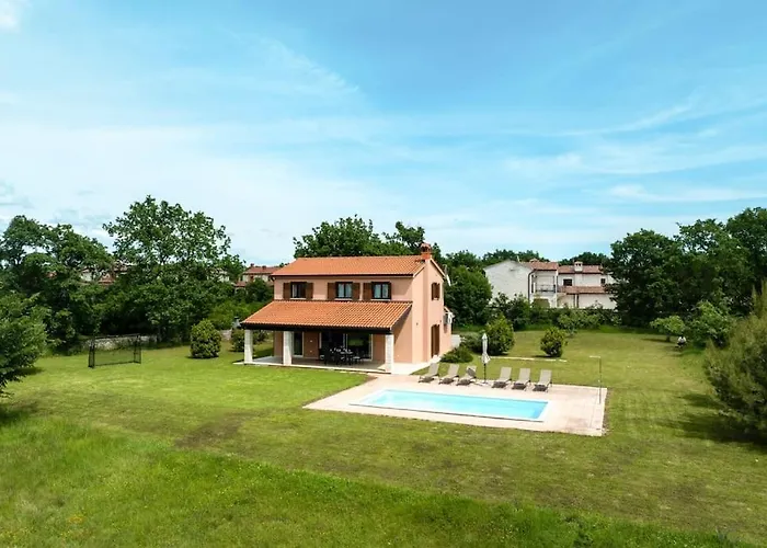 Villa Maslina By Briskva